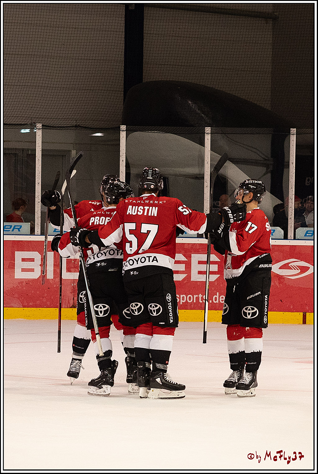 PENNY DEL 1. Testspiel Koelner Haie - Loewen Frankfurt; Koeln, 27.08.2023